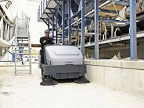 Imagen en miniatura de Barredora Nilfisk SR 1601